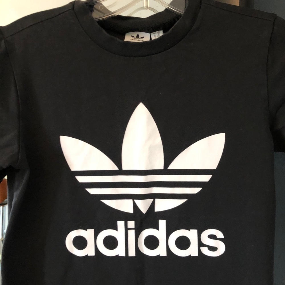 Adidas tee - Picture 3 of 3